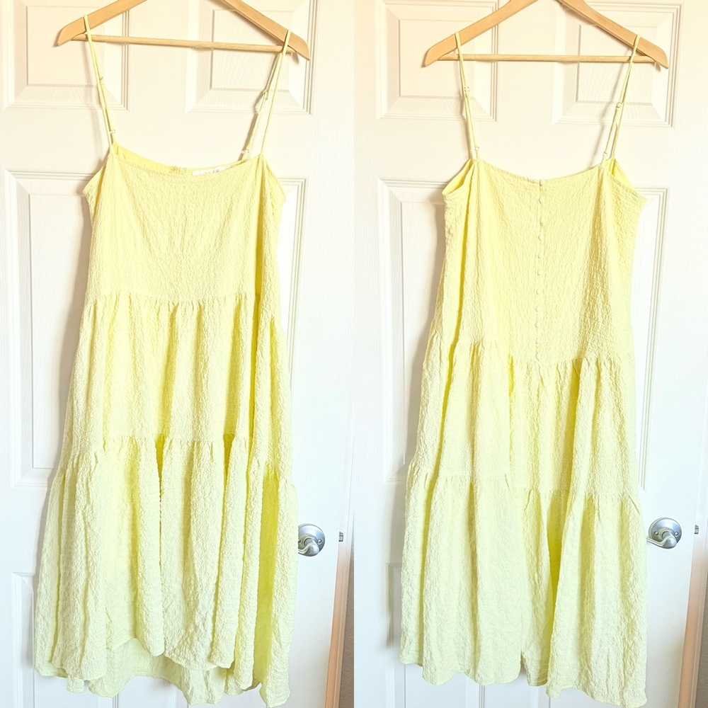 ASTR The Label Yellow Sleeveless Midi Dress